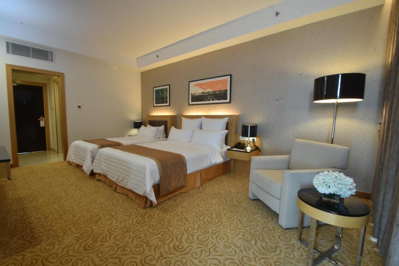 Tenera Hotel Банги Екстериор снимка